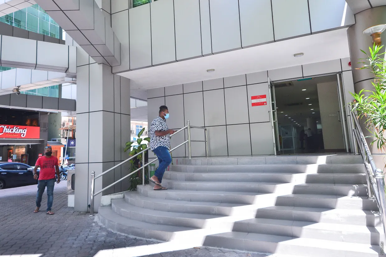 ސަރުކާރުގެ ގިނަ އޮފީސްތަކެއް ހުންނަ ވެލާނާގެ- ފޮޓޯ/ ސަން