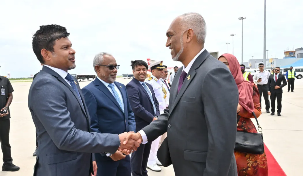 President Dr. Muizzu and First Lady departing to India (Photo/President’s Office)