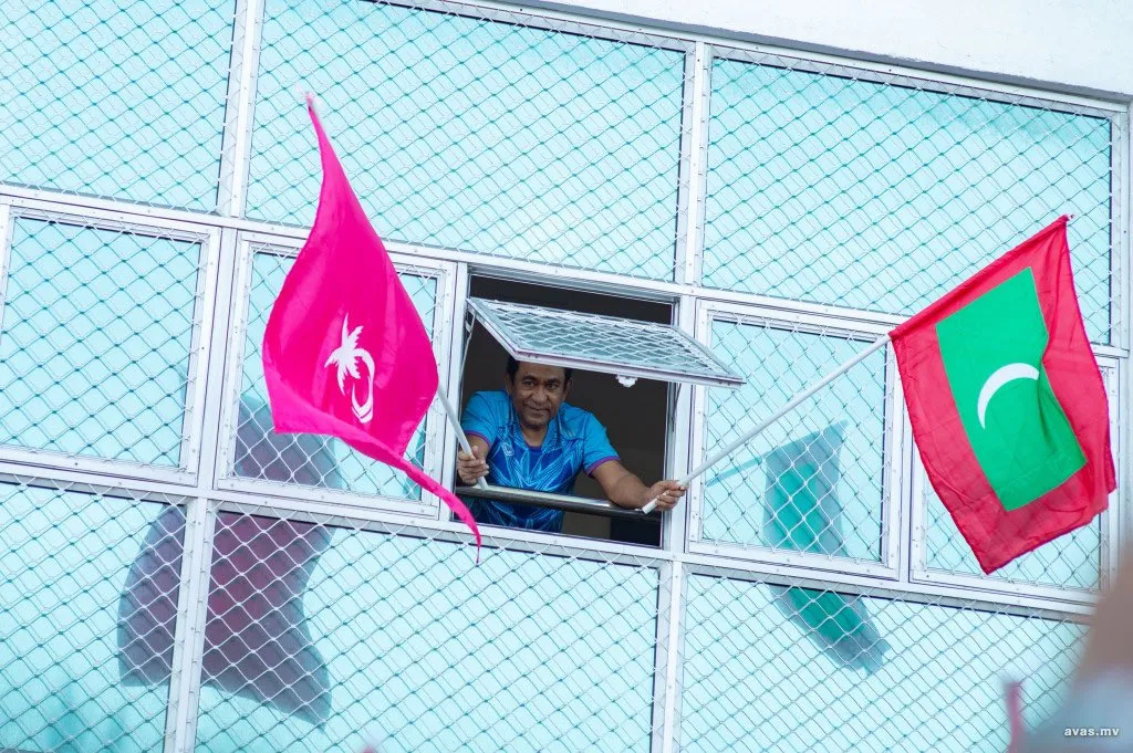 ފަހުގެ ތާރީޚެއްގައި ވެރިއަކަށް ނުލިބޭ އަނިޔާ މި ސަރުކާރުން ރައީސް ޔާމިނަށް ދީފި: ޖަމީލް