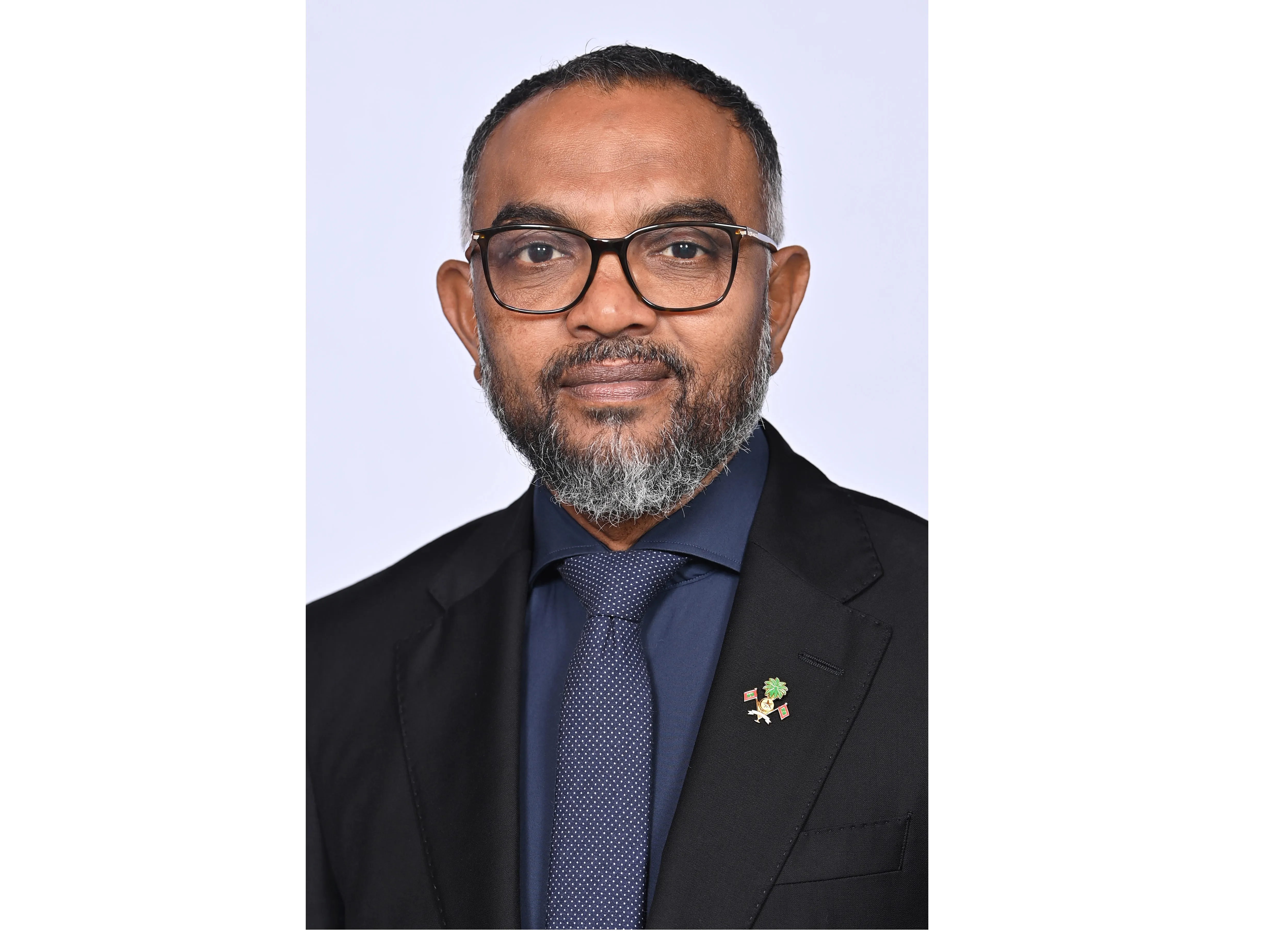 ރައީސް އޮފީހުގެ މިނިސްޓަރ ޢަލީ އާރިފް އިސްތިއުފާ ދެއްވައިފި