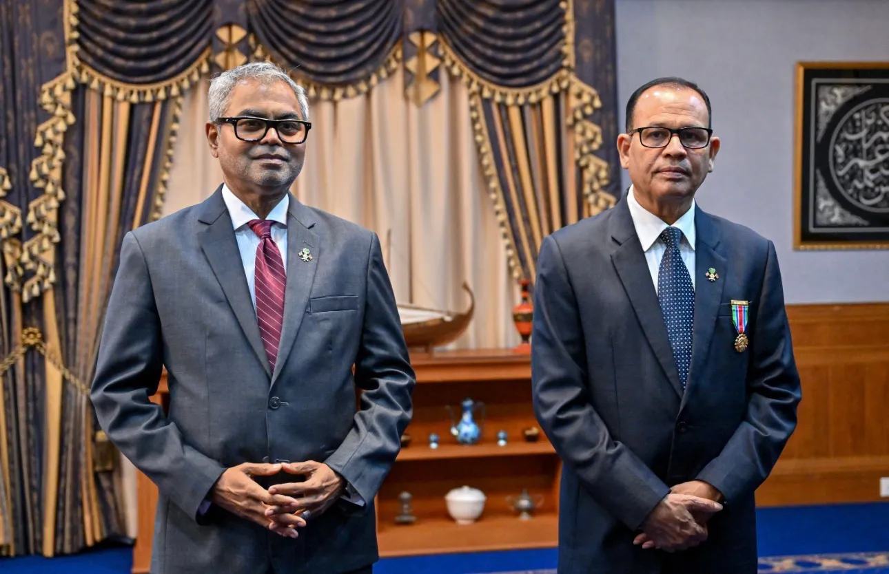 Newly appointed Ambassadors Adam Shareef Umar and Thoriq Ibrahim (Photo/President's Office)