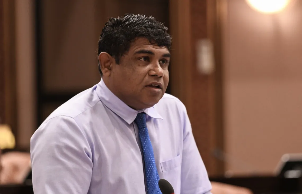 "32 ރަށުގެ ކުނި މެނޭޖުކުރުމުގެ ނަމުގައި 30 މިލިއަނުގެ ކޮރަޕްޝަނެއް ހިންގައިފި"