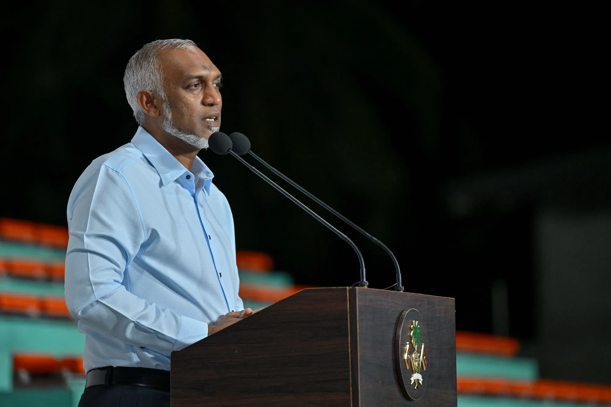 ރައީސް ޑރ. މުޙައްމަދު މުޢިއްޒު: ފޮޓޯ/ ރައީސް އޮފީސް