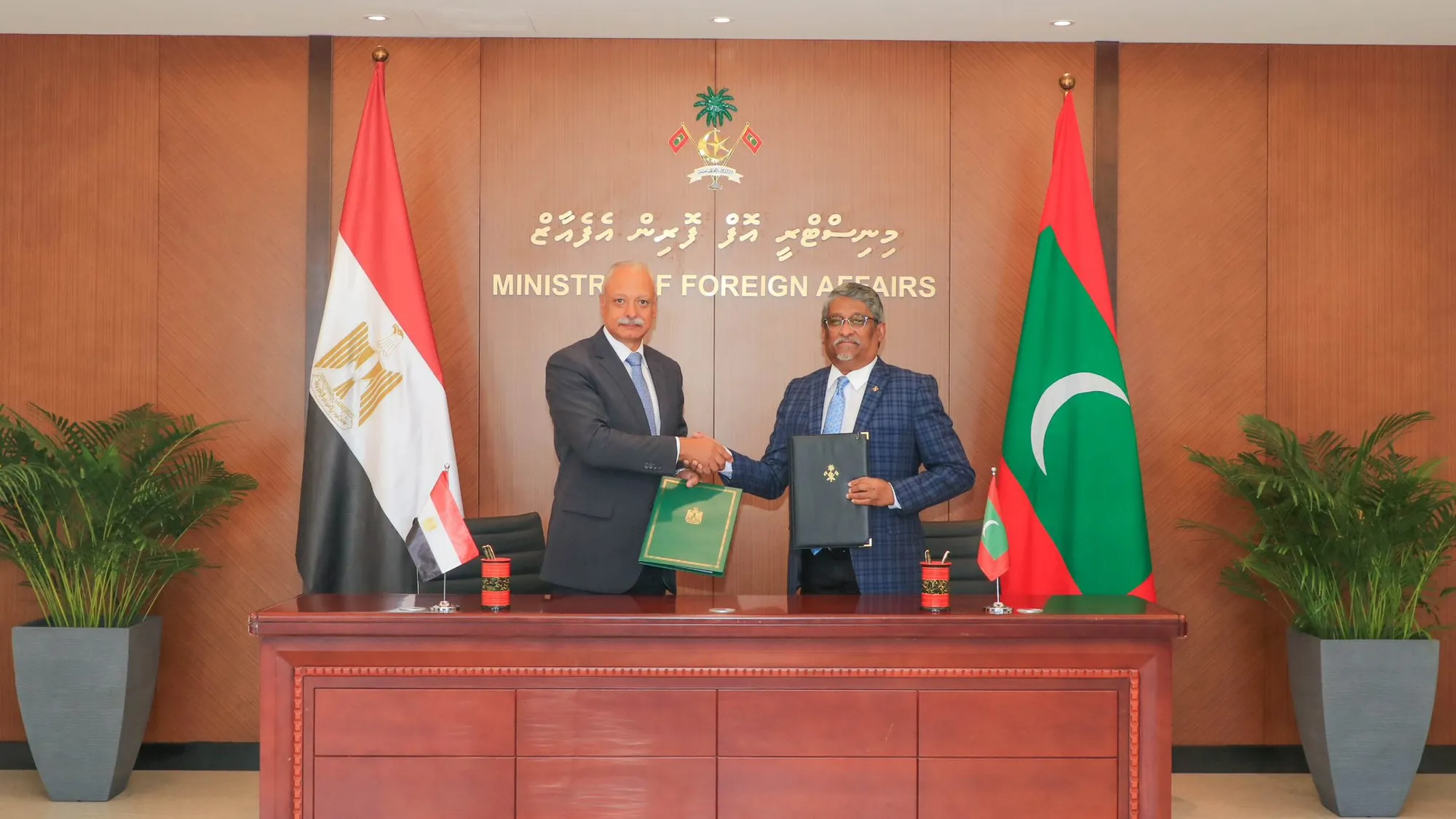 ޚާރިޖީ ދާއިރާއިން މީހުން ބިނާކުރުމަށް ރާއްޖެއާއި މިޞްރުން އެއްބަސްވެއްޖެ