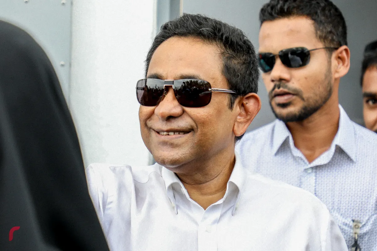 އާންމުންނާއި ބައްދަލުކުރެވޭގޮތަށް ރައީސް ޔާމީން ރަށު ބަންދަށް ބަދަލުކޮށްފި