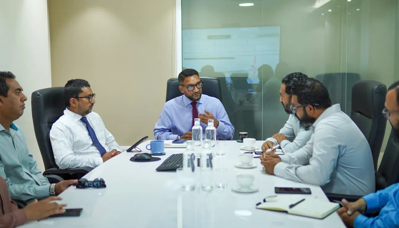 ބޭސް ލިބުމުގައި ދިމާވާ ދަތިތައް ދެނެގަތުމަށް ސްޓޭޓްފާމާއިން ދިއްގަރު ކައުންސިލާ ބައްދަލުކޮށްފި