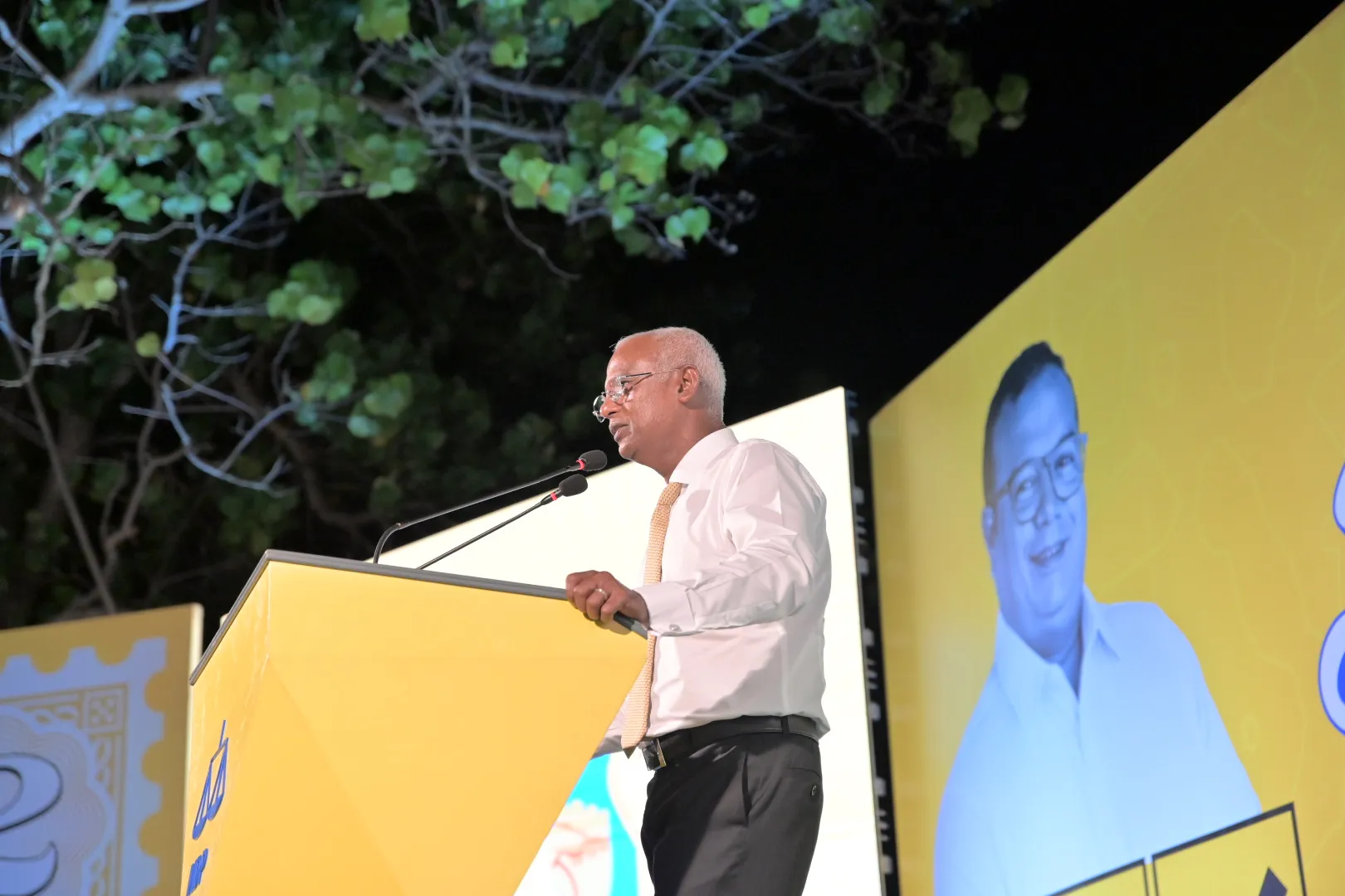 އެމްޑީޕީގެ ސިޔާސަތުތަކާއި ވާދަކުރެވޭ ވަރުގެ ސިޔާސަތުތަކެއް ހުށަނޭޅެ: ރައީސް ޞާލިޙް