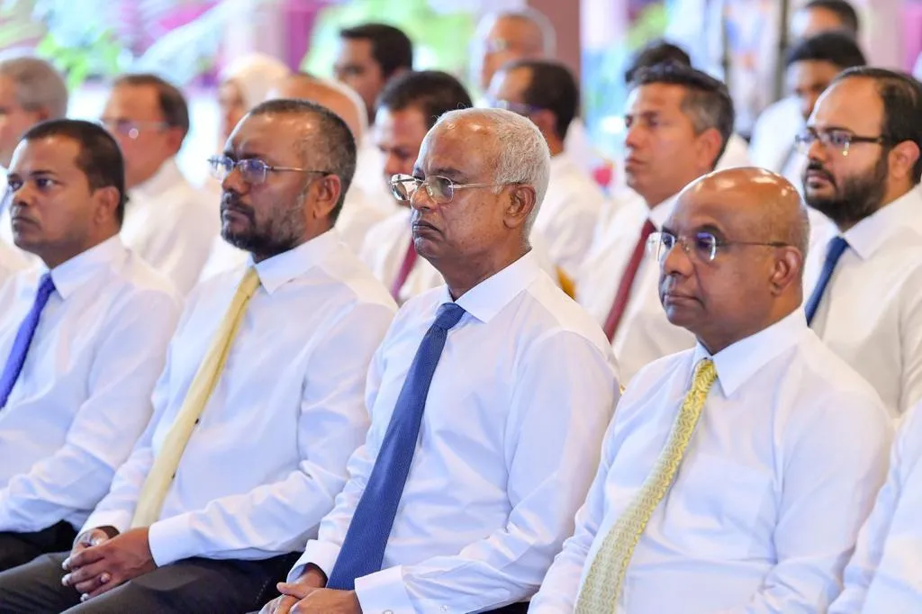 އިނގިރޭސީން ފައިބައިގެންދިޔަ ދުވަހުން ފެށިގެން އައްޑޫ ދިޔައީ ފަހަތަށް: ރައީސް ޞާލިހު