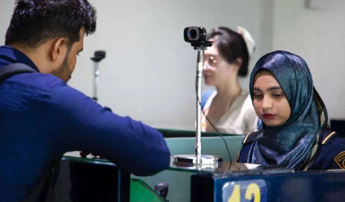 ޓްރެވެލަރ ޑެކްލަރޭޝަން ފޯމު ފުރަން ނުޖެހޭގޮތަށް ހަދައިފި