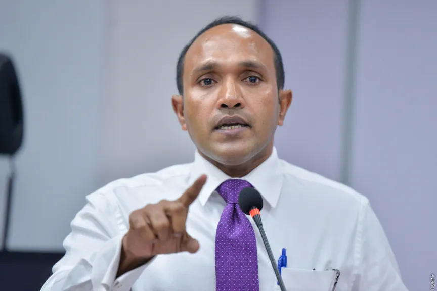 މި ވެރިކަމުގައި މުންކަރާތްތައް އާންމުވެގެން ދިއުމުގެ ޒިންމާ އަދާލަތުން ނަގަން ޖެހޭ: ޑރ ޖަމީލު