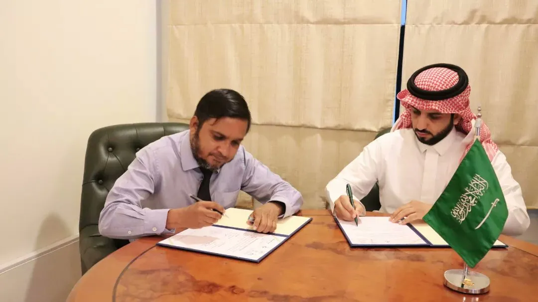 The Saudi Embassy signs an agreement to be a supporting partner of the Journalism Awards