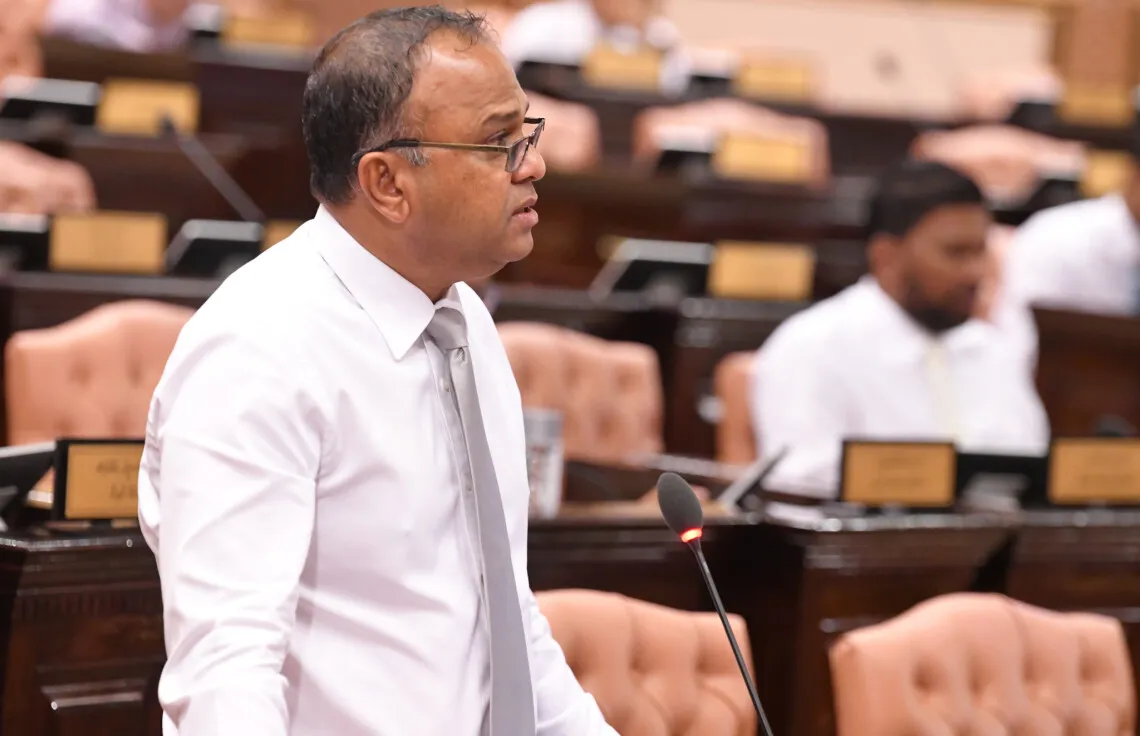 ނިމުނު ސަރުކާރުން ބިލުތައް ދައްކާ ޚަލާސްކުރަން ޖެހޭނެކަމަކަށް ޤާނޫނުގައި ނެތް: ހުސެއިން ޝަމީމް