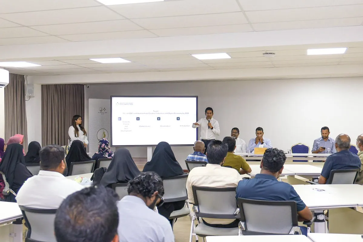 އުވާލުމަށް ކަނޑައަޅާފައިވާ ކުންފުނިތަކަށް އިތުރު ފުރުސަތެއްދެނީ