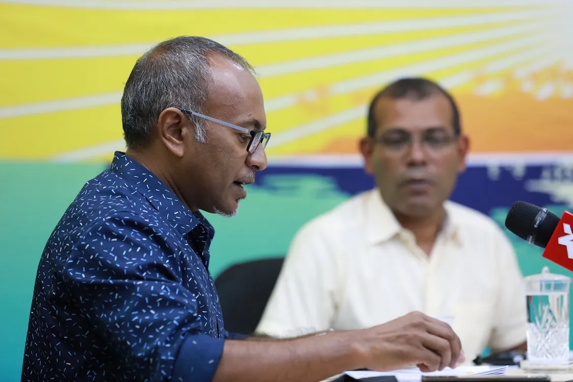 ދަ ޑިމޮކްރެޓްސް އުފެއްދުމުގެ ހުރިހާކަމެއް ކުރީ ރައީސް ނަޝީދަށް އެނގިގެން، ފެނިގެން: ހަސަން