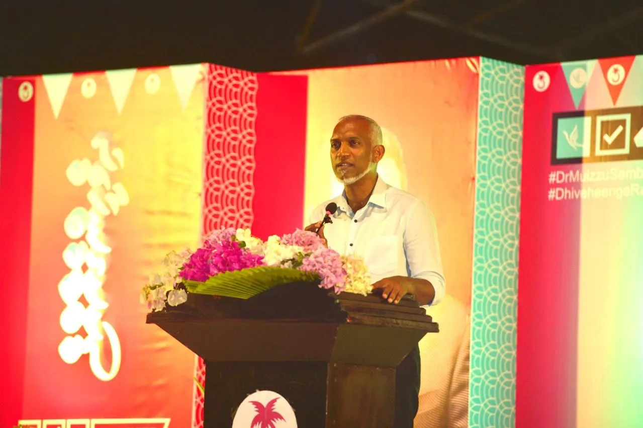 އެކަކުވެސް ވަޒީފާއިން ކަނޑައެއް ނުލާނަން، އެ ބިރު ހިތުގައި ނުބާއްވާތި: ޑރ މުއިއްޒު