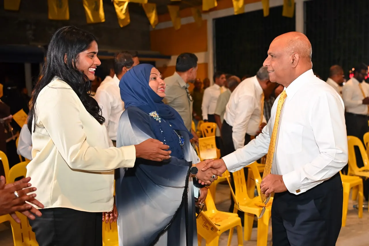 ޝާހިދު އައްޑޫސިޓީއަށް ކުރެއްވި ދަތުރުފުޅުގެ ތެރެއިން..