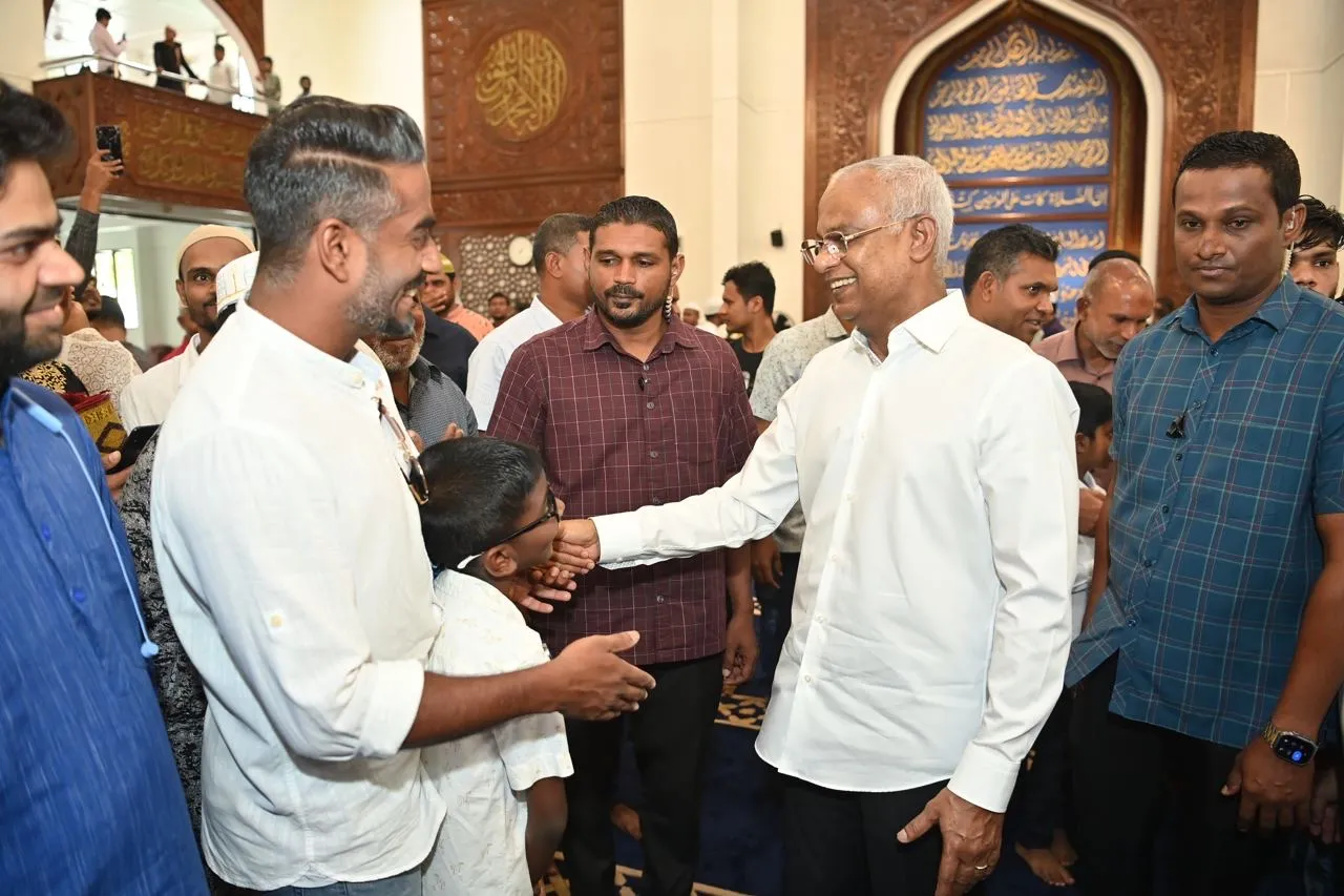 ރައީސުލްޖުމްހޫރިއްޔާ، އިސްލާމީ މަރުކަޒުގައި އޮތް ޢީދު ނަމާދުގެ ޖަމާޢަތުގައި ބައިވެރިވެވަޑައިގަންނަވައިފި
