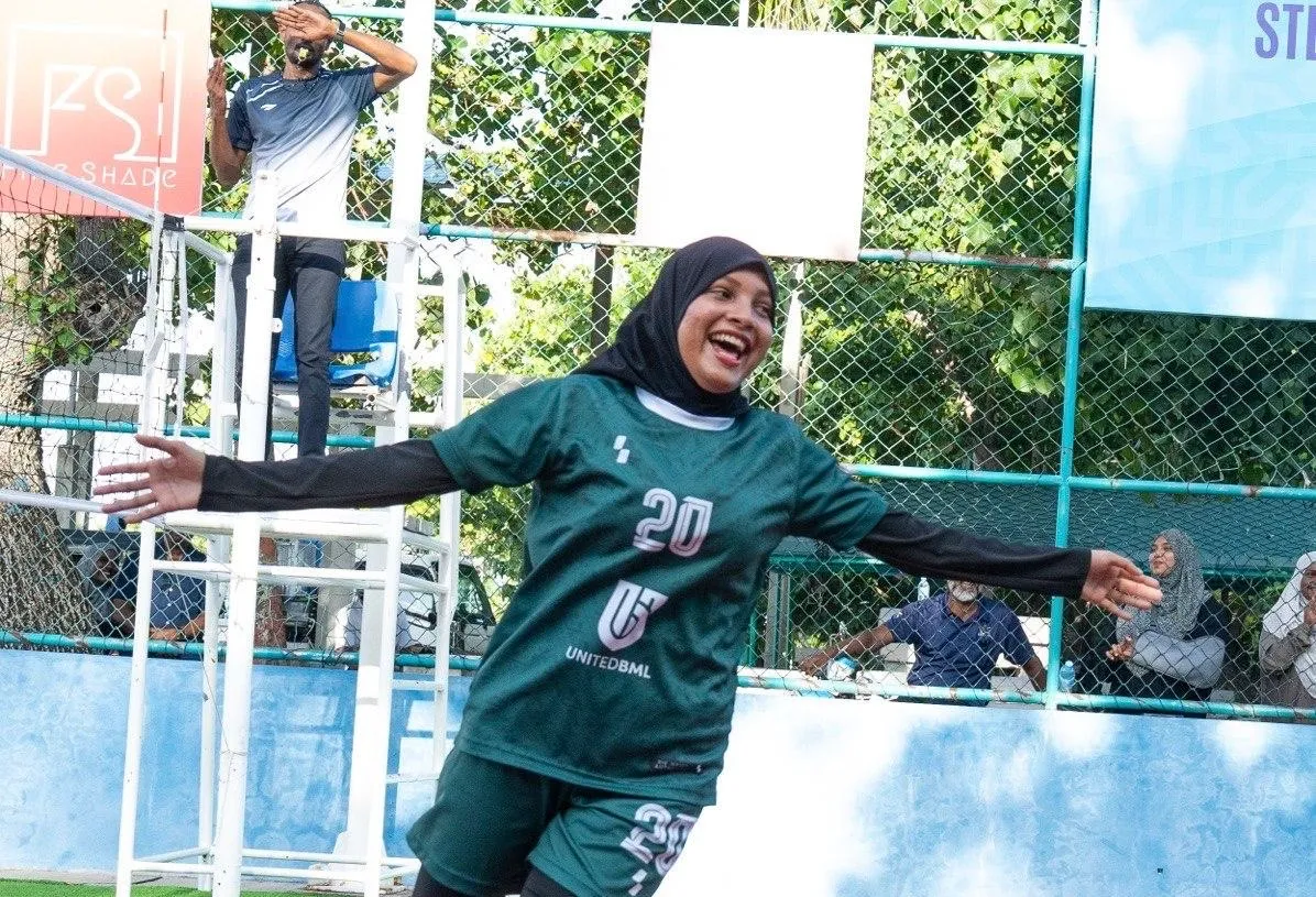 ސްޓެލްކޯ މަހިބަދޫ އިންޓަ އޮފީސް ވޮލީ މުބާރާތް: ވައިކިންގްސް އަދި ހޮސްޕިޓަލް ބްލޭޒް އިން މުހިންމު މޮޅުތަކެއް ހޯދައިފި