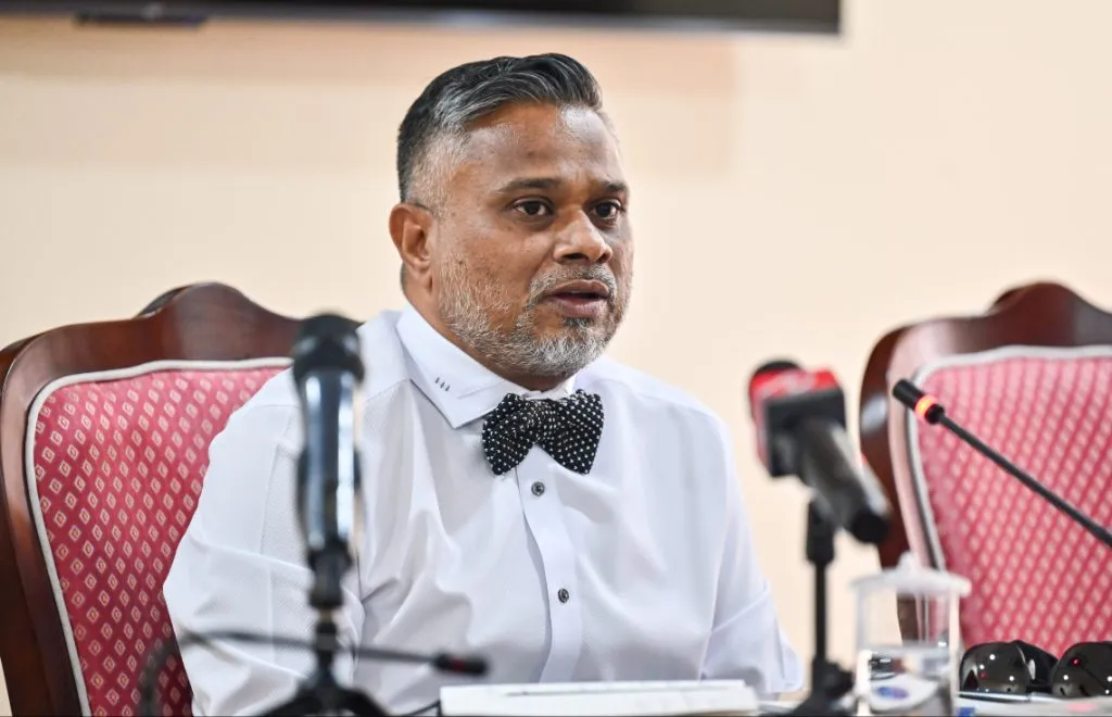 "ބިންވެރިޔާ'' އަދި ''ގެދޮރުވެރިޔާ" ސްކީމާގުޅޭ ޖިނާއީ ތަޙުޤީޤެއް ހިންގުމަށް ޕީޖީ އައްބާސް އަމުރުކުރައްވައިފި