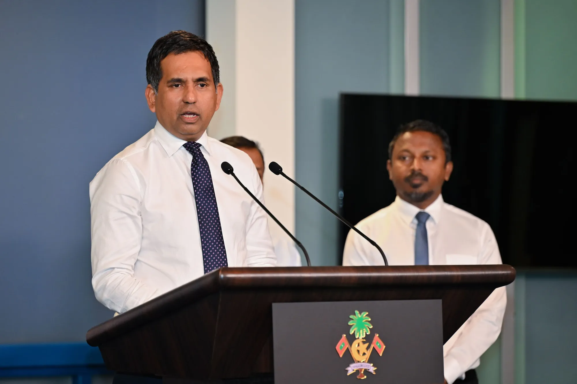 މިއަދުއޮތް ޕްރެސްގައި މިނިސްޓަރ ސައީދު ވާހަކަ ދައްކަވަނީ -- ފޮޓޯ: ވޮއިސް