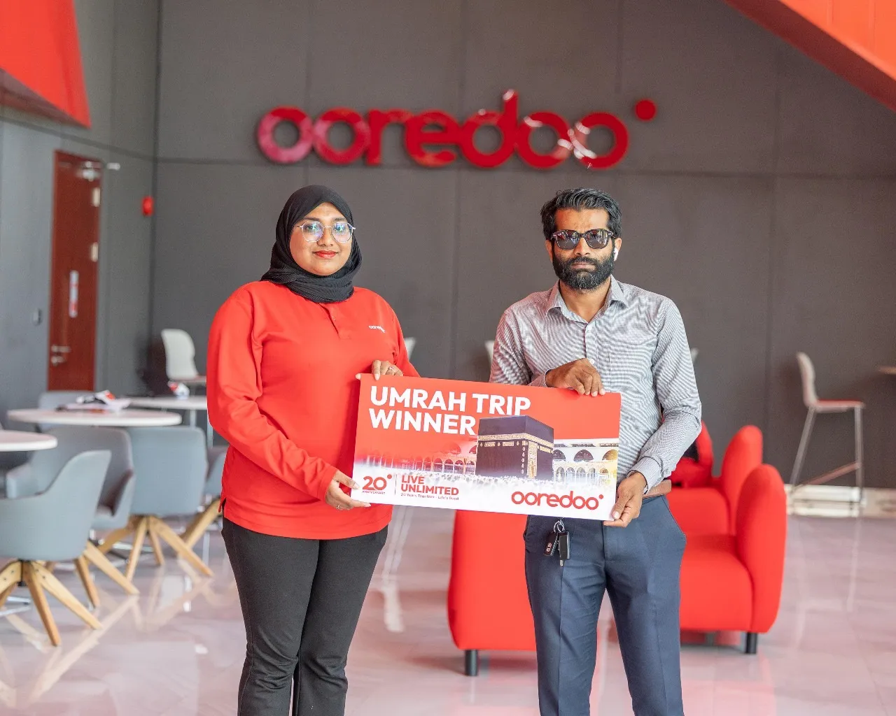 އުރީދޫގެ އުމްރާ ދަތުރު ލިބޭ ޕްރޮމޯޝަންގެ ފުރަތަމަ ނަސީބުވެރިޔާ: ފޮޓޯ/ އުރީދޫ