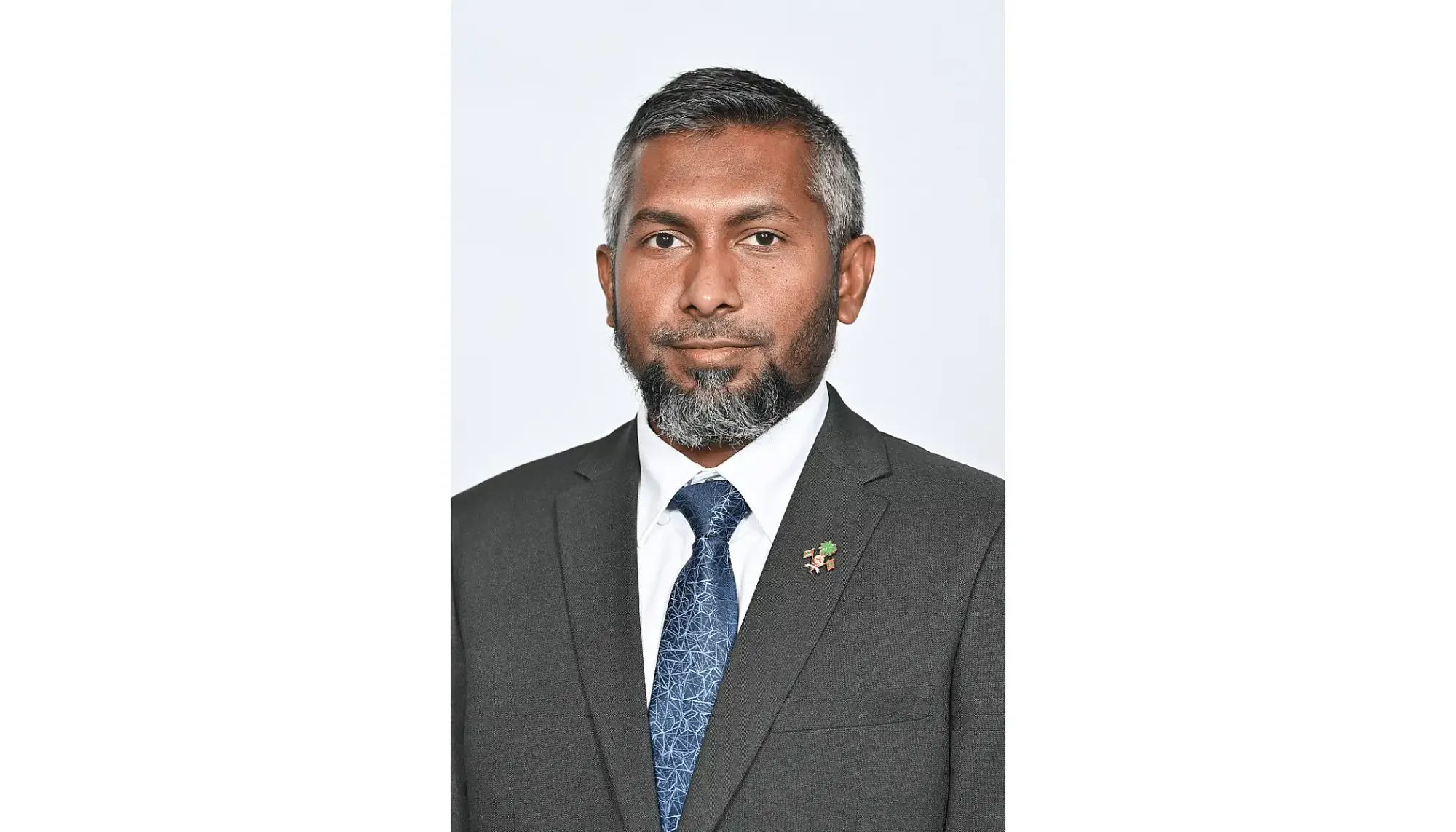 ރައީސް އޮފީހުގެ ކެބިނެޓް ސެކްރެޓަރީގެ މަގާމުގައި ހުންނެވި އަހުމަދު އަލީ ހަބީބު