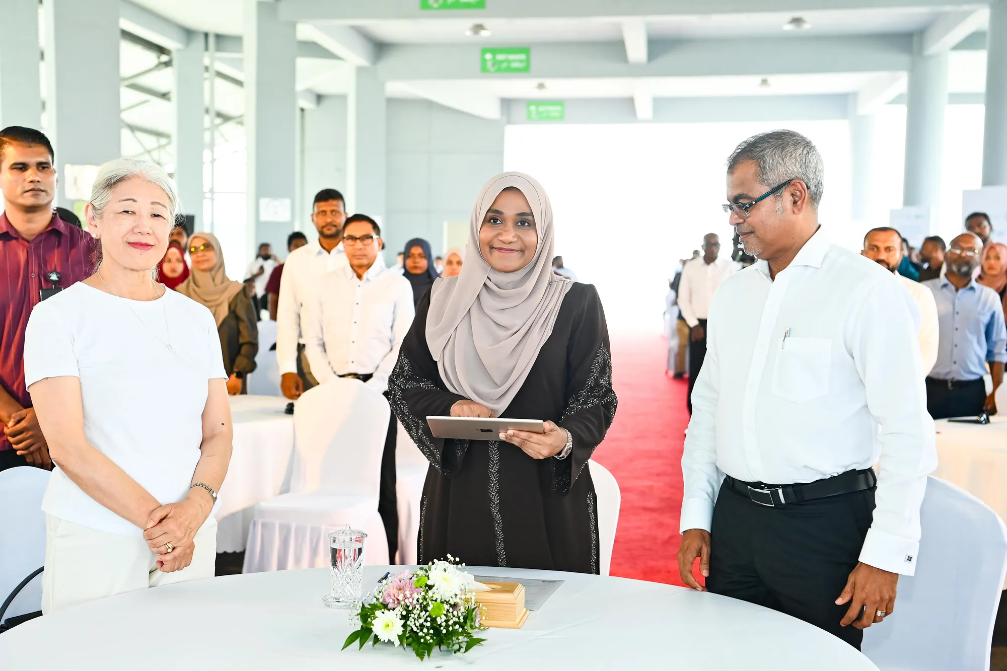މިއަދުގެ ރަސްމިއްޔާތުގެ ތެރެއިން