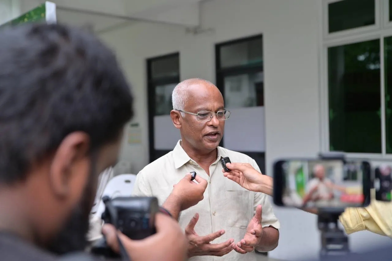 ރައީސް ނަޝީދުގެ ކާމިޔާބީއަށް މަރުޚަބާ ދަންނަވައި ރައީސް ޞާލިޙް އެދިވަޑައިގަތީ ސަރުކާރު ޖަވާބުދާރީ ކުރުވުމަށް