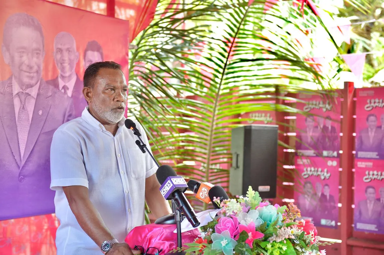 މި ސަރުކާރު އޮތީ ނޭވާ ހޮޅިއަށް އެޅި ފަހުނޭވާ ލުމުގެ މަގުމަތީގައި: އަބްދުއްރަހީމް