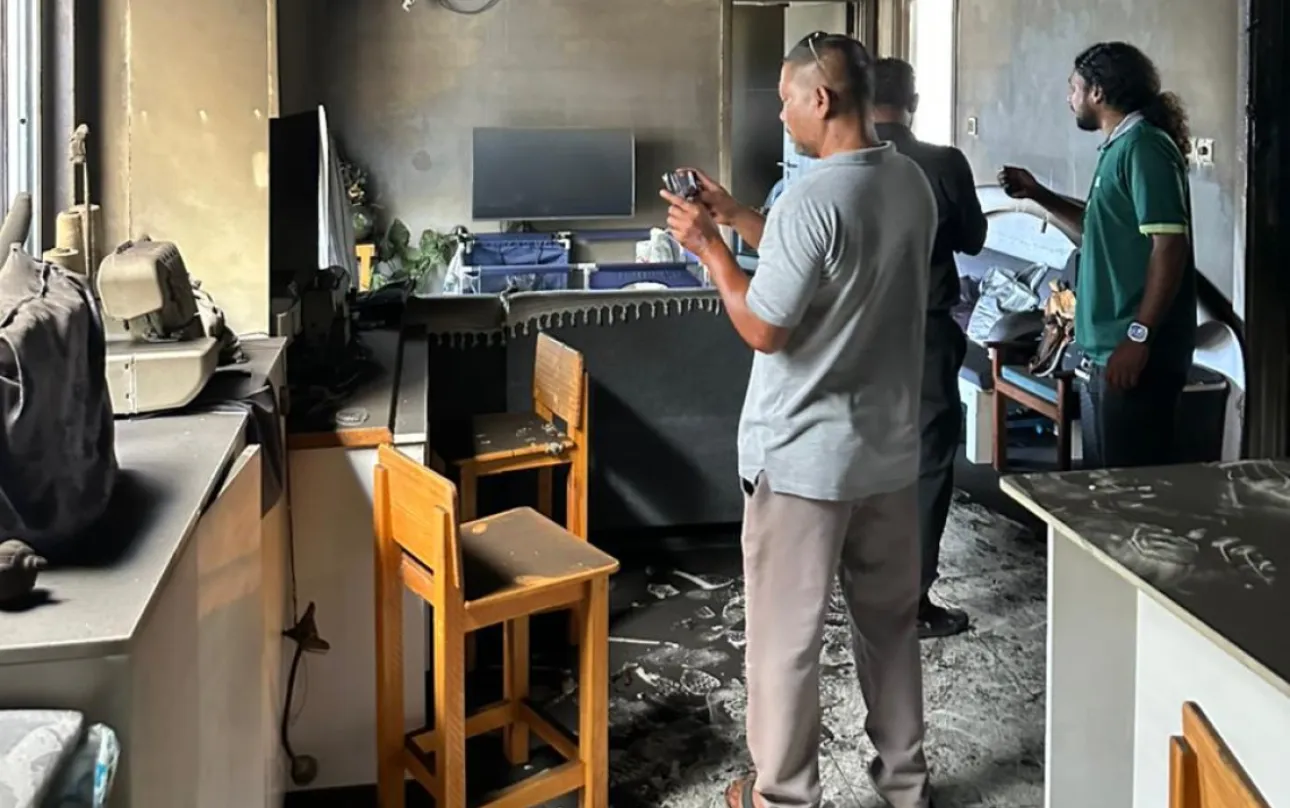 އަލިފާން ރޯވި ވިނަރެސް ފްލެޓުގައި ދިރިއުޅުނު މީހުންނަށް ވަގުތީ ބޯހިޔާވަހިކަން ފޯރުކޮށްދީފި