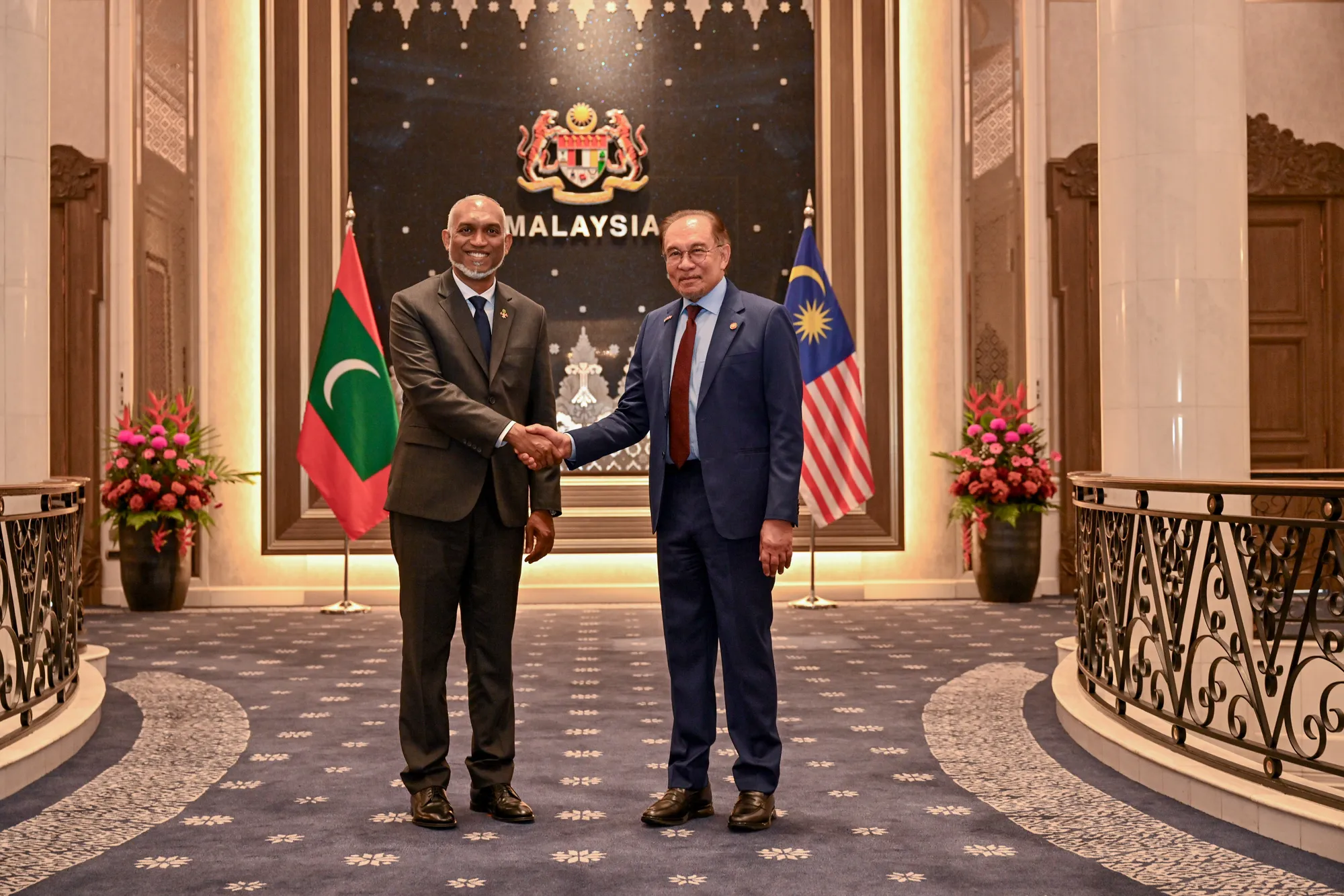 ރައީސް މުއިއްޒު މެލޭޝިއާއަށް ކުރެއްވި ދަތުރުފުޅުގެ ތެރެއިން -- ފޮޓޯ: ރައީސް އޮފީސް