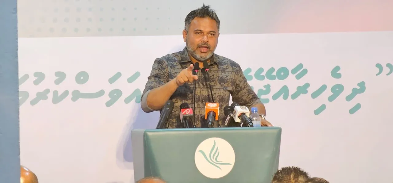މިރޭގެ ޖަލްސާގައި ޝިޔާމް ވާހަކަދައްކަވަނީ--ފޮޓޯ/ޕީޕީއެމް