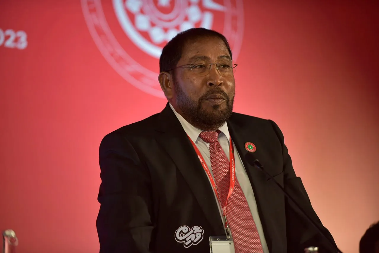އަޅުގަނޑުގެ ވެރިކަމެއްގައި ގެންގުޅޭނީ އިބްރާހިމް ނާސިރުގެ ޚާރިޖީ ސިޔާސަތު: ޤާސިމް