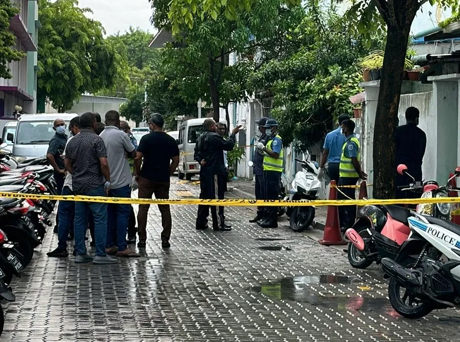 ނިޔާވެފައި އޮތް މީހާ ފެނުނު ގެ ހުންނަ ސަރަހައްދު ބަންދު ކޮށްފައި: ފޮޓޯ/ ހަފްސީ