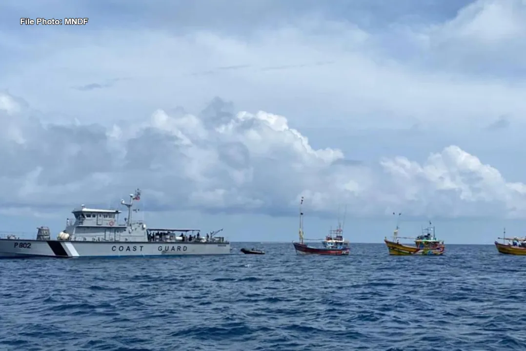 ރާއްޖޭގެ ކަނޑުގެ ސަރަހައްދުގައި މަސްވެރިކަން ކުރި ބޭރުގެ އުޅަނދެއް ހިފަހައްޓައިފި