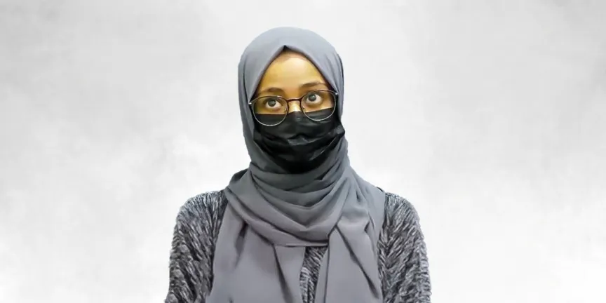 ލަމްހާގެ ފައިގައި ޓެގު އެޅުވުމަށް ފަހު އޭނާ ދޫކޮށްލަން އެދިއްޖެ