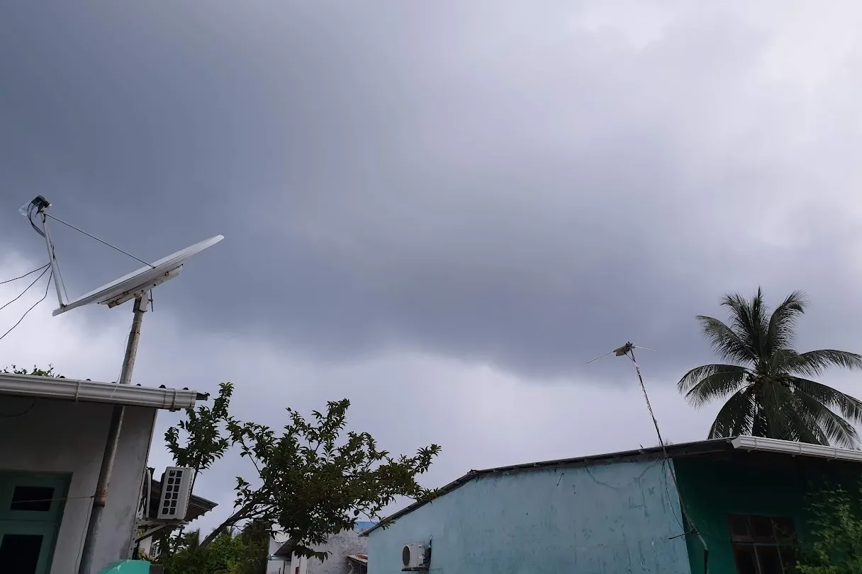 އުޑުމަތި ބަނަކޮށްލާފައި.. ފޮޓޯ: ވޮއިސް