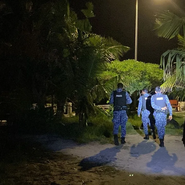 އައްޑޫގައި މާރާމާރީއެއް – ތޫނު އެއްޗަކުން ދެ ހަމަލައެއް