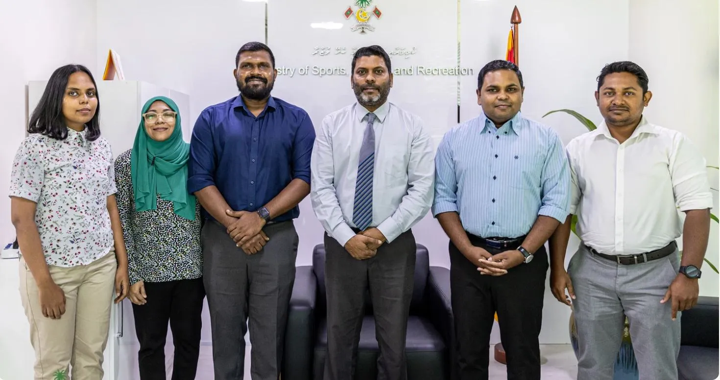 ވަޒީރު ރާފިޢު، ދިވެހި މެޑިކަލް އެސޯސިއޭޝަންއާ ބައްދަލުކުރައްވައިފި