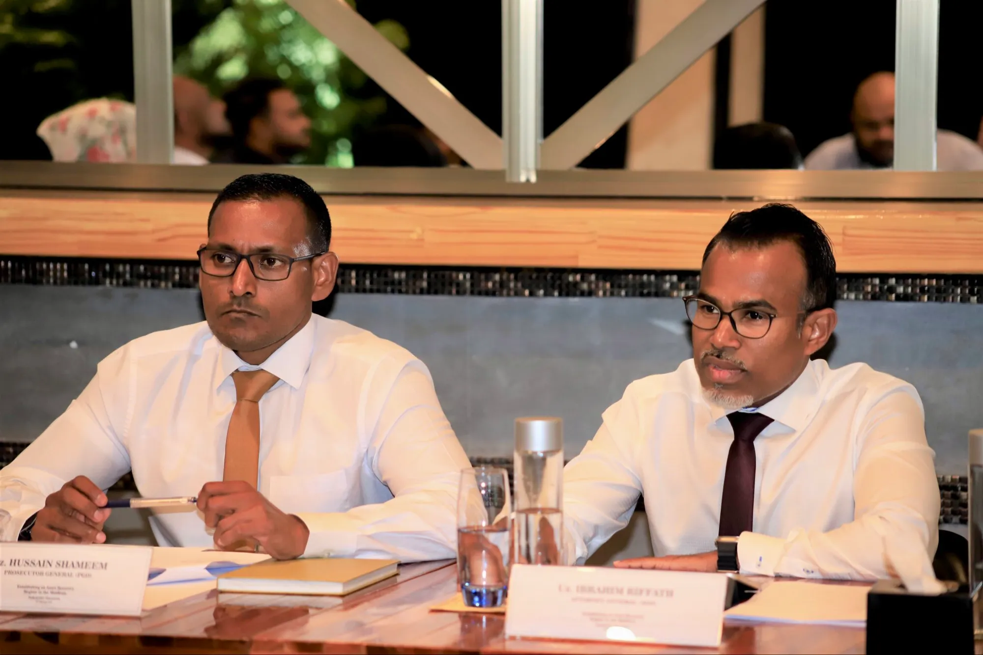 ޕީޖީ މުވައްޒަފުން ތަޖުރިބާއަށް ހަތަރުދުވަހު އޮފީހަށް