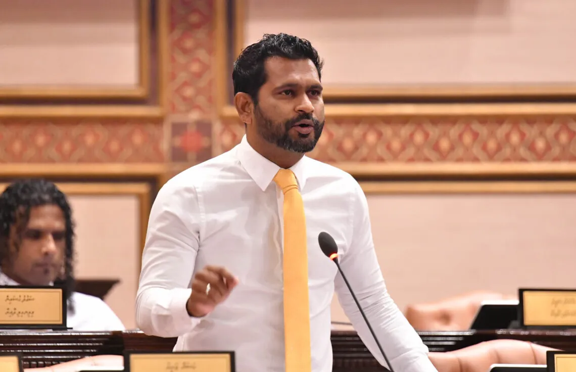 އެމްޑީޕީއާއި ފެޔަށް ޖެހުނު މެމްބަރުންނަށް ވެސް ރަނގަޅުވާނީ ޕާޓީގެ ވެރިކަމެއް އޮތުން: ޝިޔާން