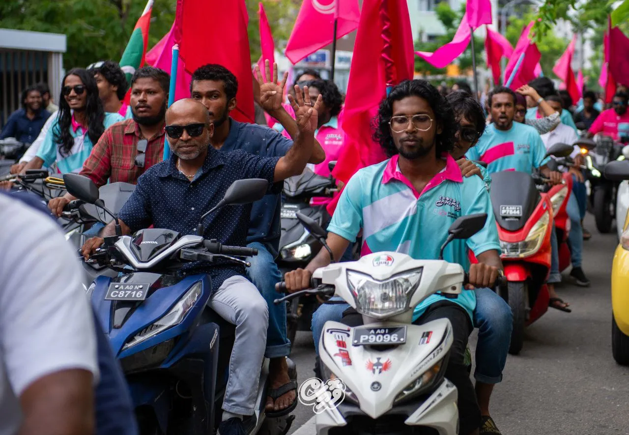 ދިވެހީންގެ ރާއްޖެ ސައިކަލު ބުރަށް ޒުވާނުންގެ ބޮޑު ތަރުހީބެއް!