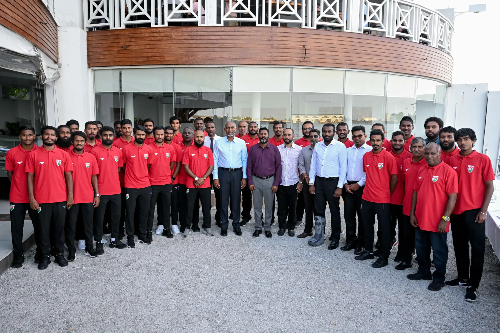 ރައީސް ޤައުމީޓީމާއެކު މީގެކުރިން ބޭއްވި ސައެއްގެ ތެރެއިން.. ފޮޓޯ: ރައީސް އޮފީސް