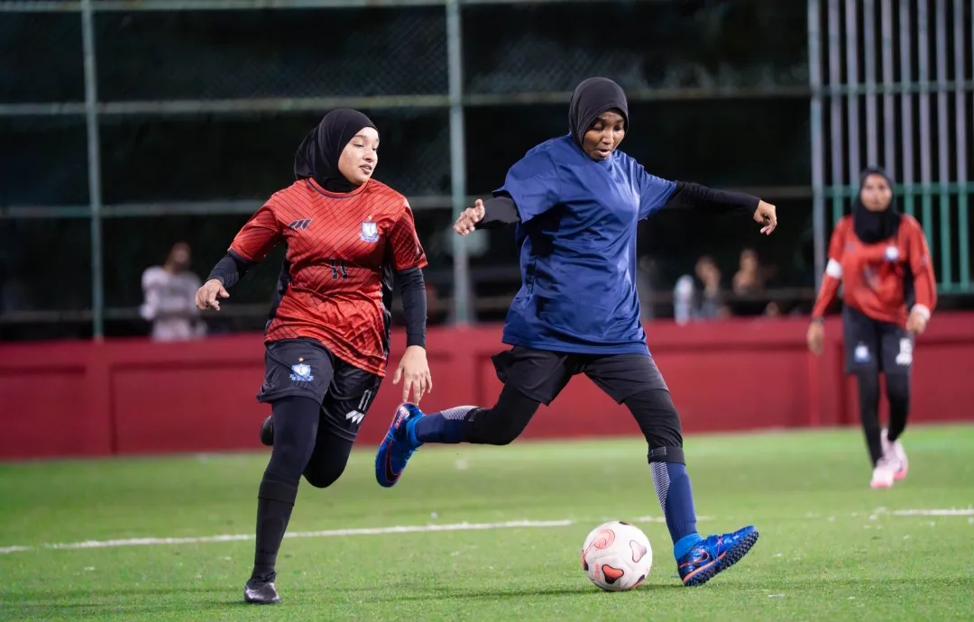 ޔުސްރާގެ ހެޓްރިކާއެކު ފެކަލްޓީ އޮފް އާރޓް އިން އެމްއައި ކޮލެޖް މޮޅުވިޔަނުދީ ހިފަހައްޓައިފި