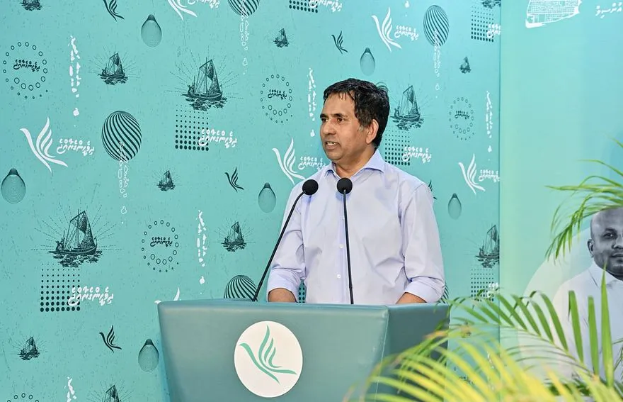 ޕީއެންސީގެ މާފަންނު އުތުރު ދާއިރާގެ ކެމްޕެއިން ޖަގަހަ ހުޅުވުމުގެ ހަފުލާގައި މިނިސްޓަރު ސައީދު ވާހަކަ ދައްކަވަނީ/ ފޮޓޯ: ޕީއެންސީ