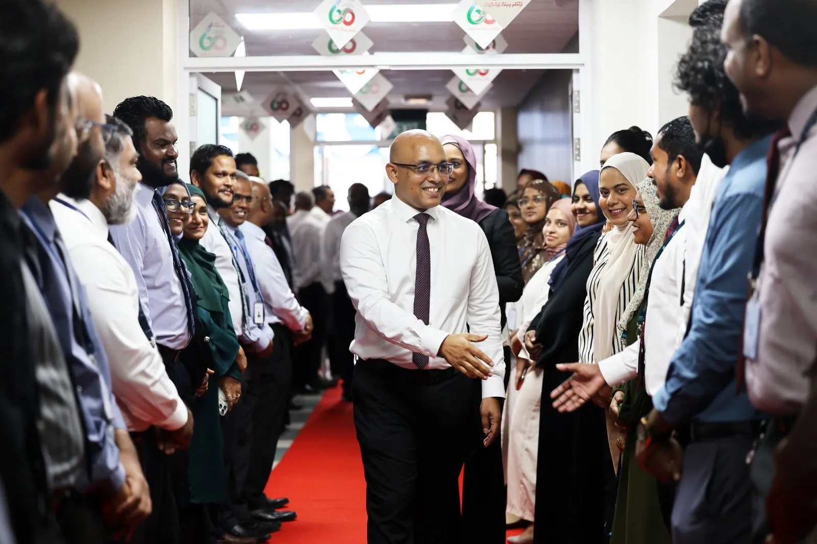 އާ ވަޒީރު މިއަދު އެ ވުޒާރައިގާ - ފޮޓޯ: މާލީ ވުޒާރާ
