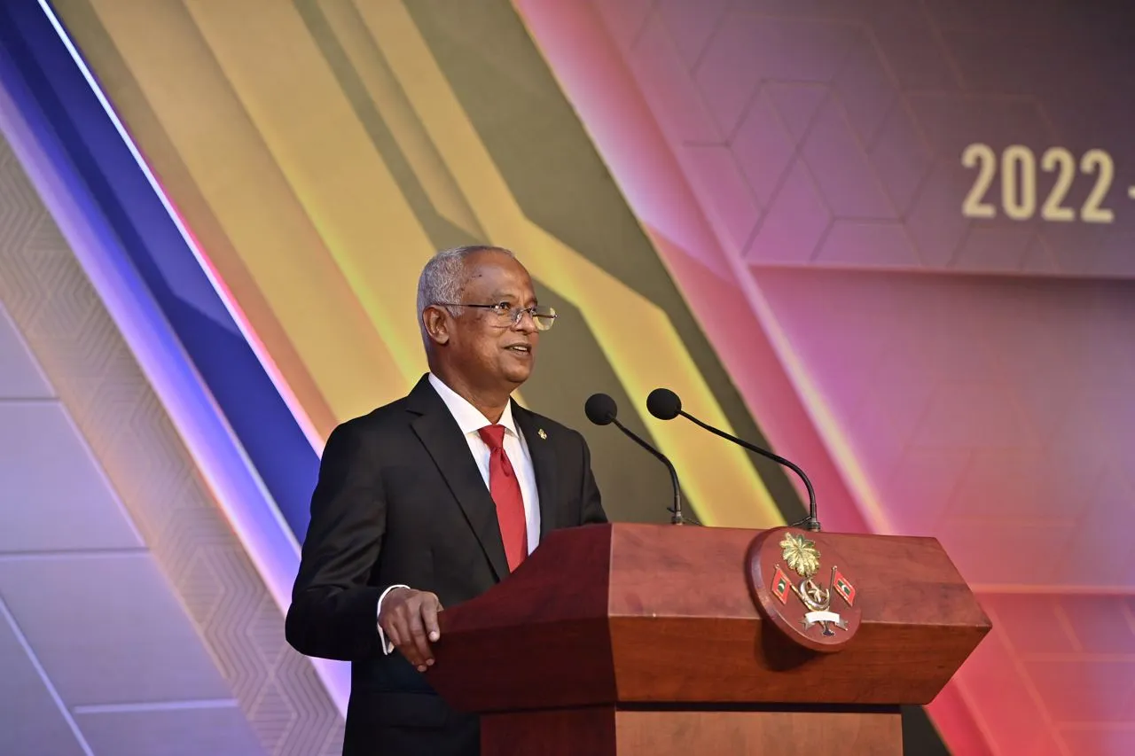 ޝަރުތު ހަމަވާ ހުރިހާ ދަރިވަރުންނަށް ސްޓޫޑަންޓް ލޯން ދެނީ