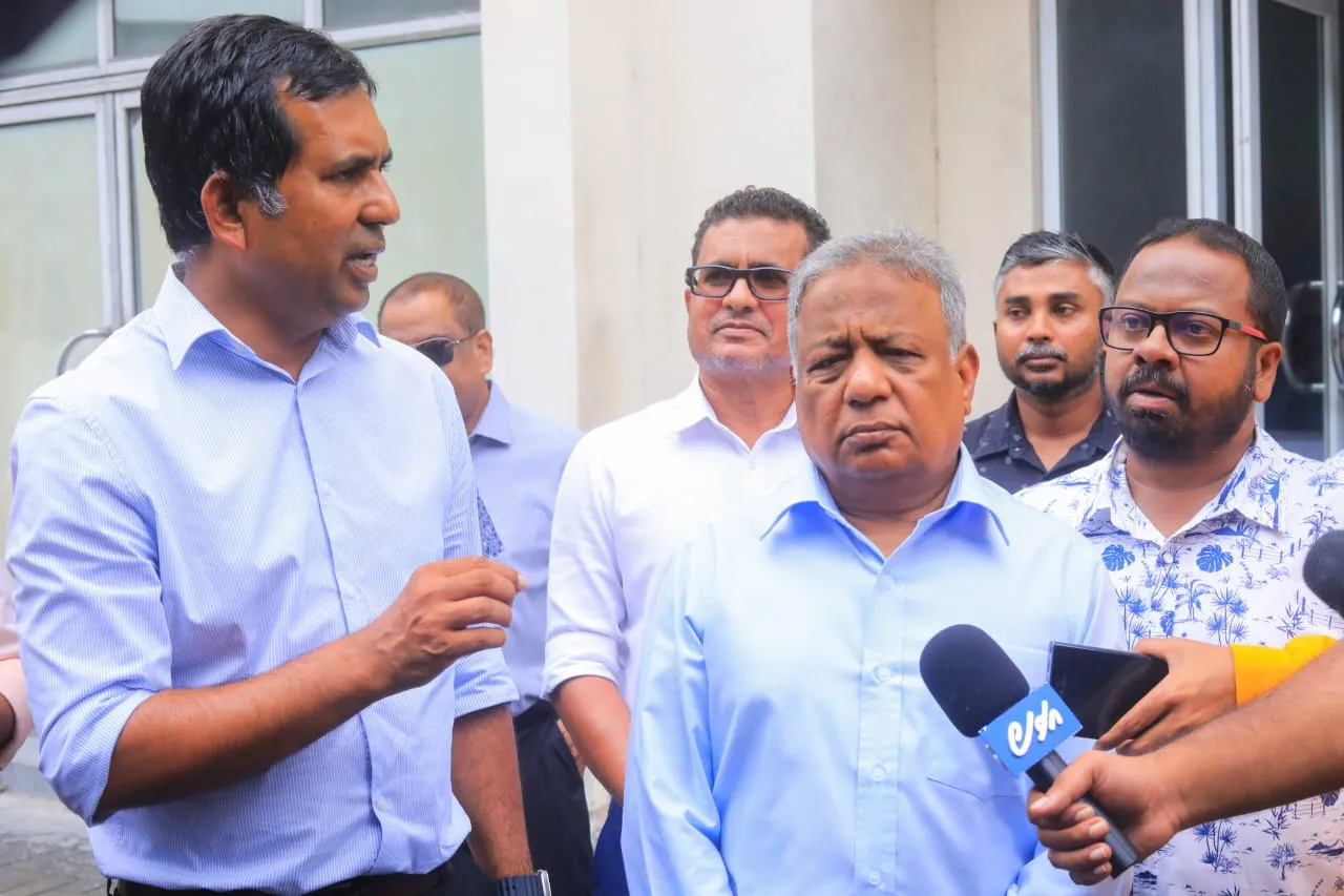 މުއައްސަސާތަކަށް އިތުބާރުކޮށްގެން މަޑަކުން ނުތިބޭނަން، ވޯޓު އޮޅުވާލިޔަކަ ނުދޭނަން: އިދިކޮޅު
