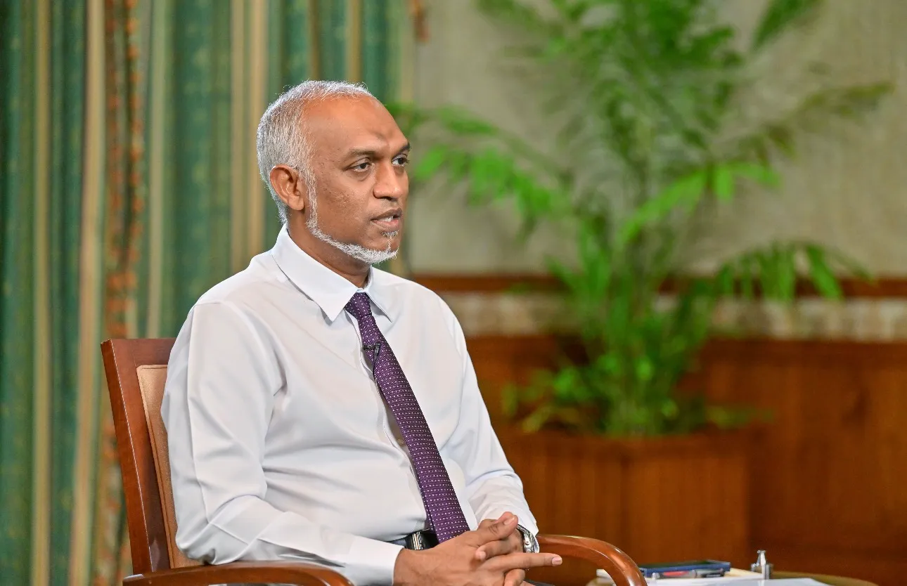 ރައީސް މުޢިއްޒު- ފޮޓޯ/ ރައީސް އޮފީސް