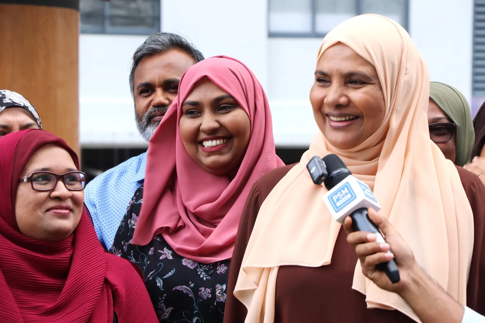 އޯގާތެރި މުޖުތަމަޢެއް ބިނާކުރުމަށް ކުރިއަށް ގެންދާ "ހާލު ކިހެނެއް؟" ޕްރޮގްރާމް ފެށުން: ފޮޓޯ/ މިނިސްޓްރީ